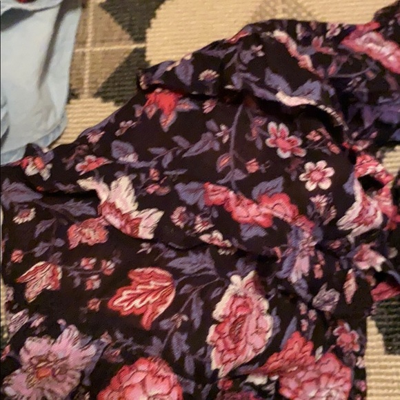 Floral blouse - Picture 5 of 6